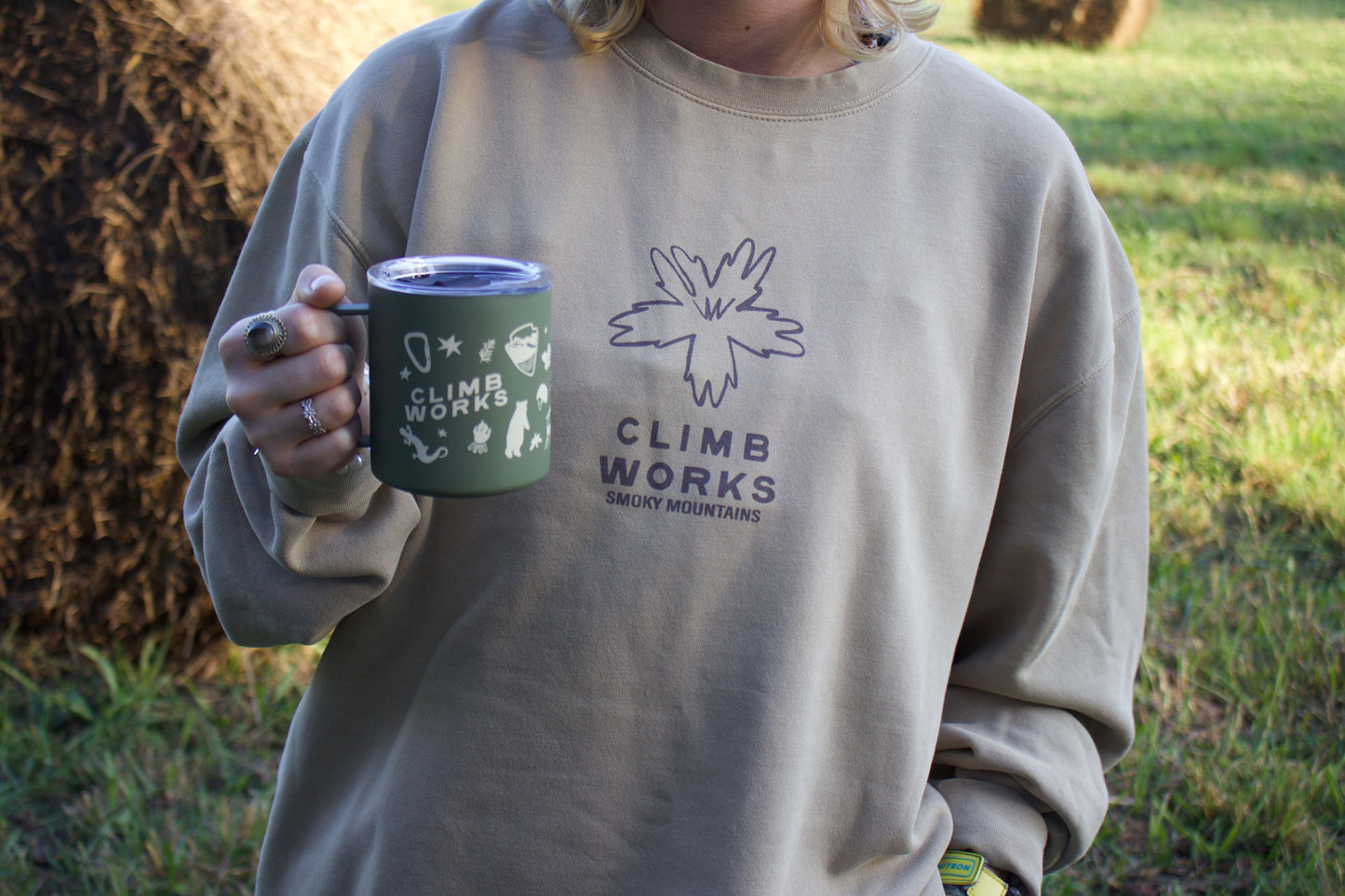 Smoky Mountain Flora Crewneck